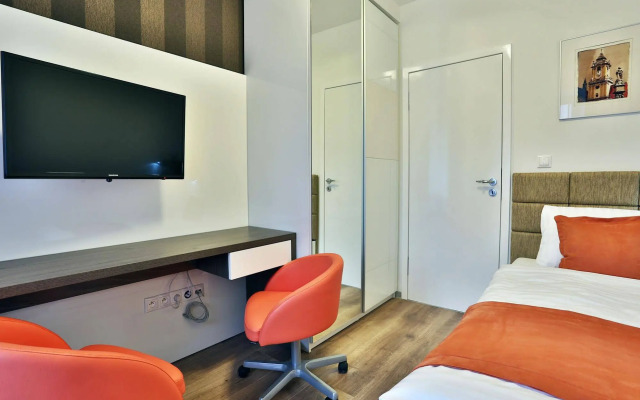 VIP Apartments