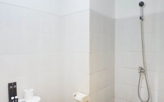 Cozy Living Studio Apartment At Puri Mas