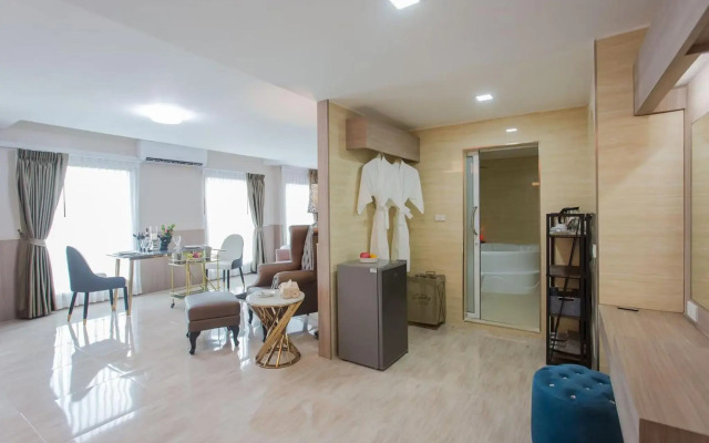 Sasi Nonthaburi Hotel