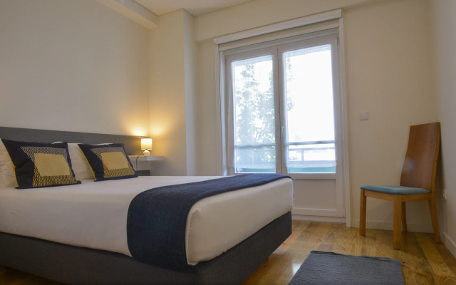 GuestReady - Square Painted Ceuta