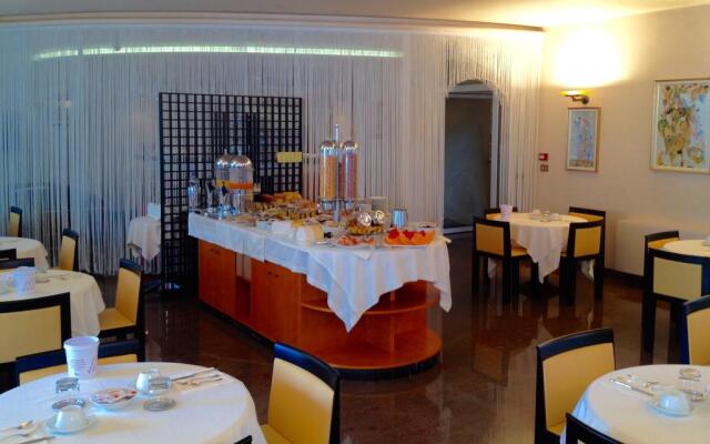 Hotel Antares