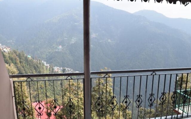 Hotel Monal