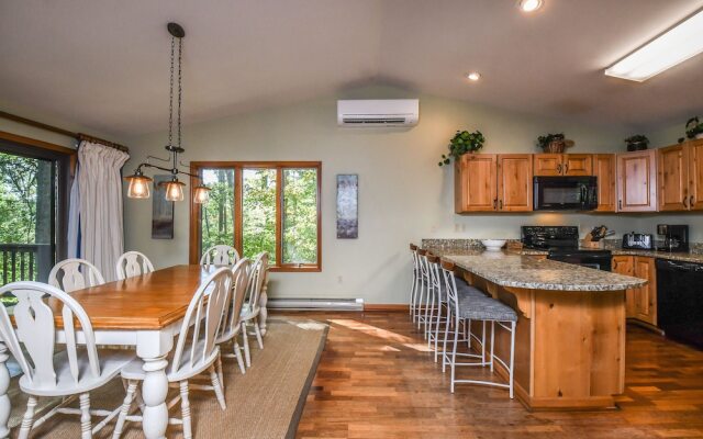 Lake Reflections 4 Bedroom House