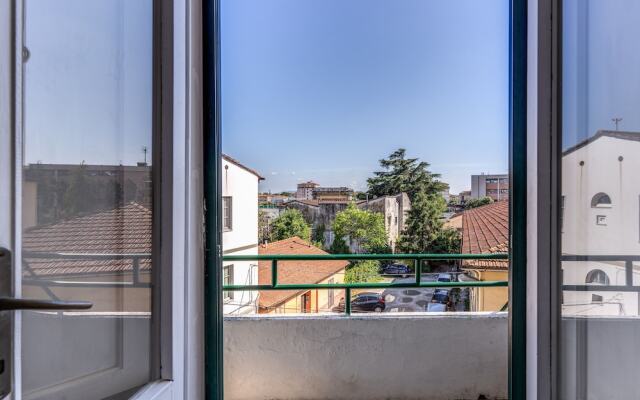 AwesHome - Pisa Park View Apartment