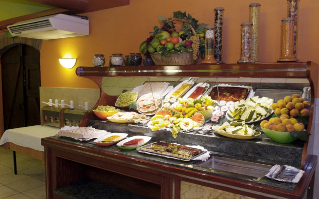 Garbi Calella Hotel