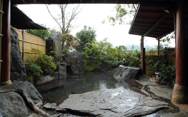 Yufuin Onsen Ryokan Mebaeso