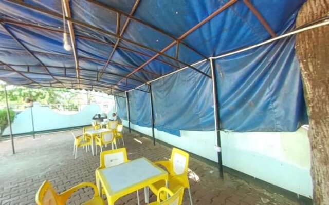 New Coffee Tree Hotel