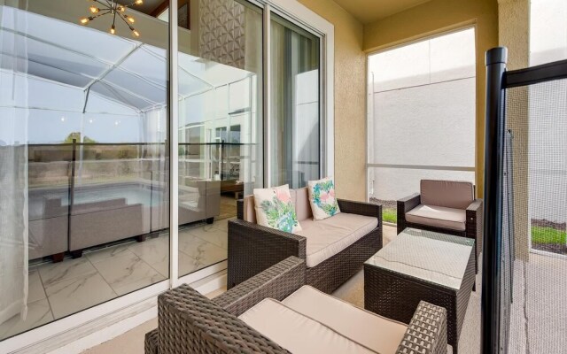 8923 CC - Fabulous 5BR Single Family: Sleeps 12 - Private Pool -
