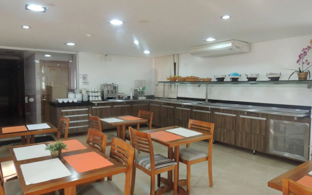 Hotel Luni