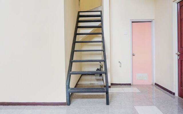 SPOT ON 91615 Arumba Guest House Syariah