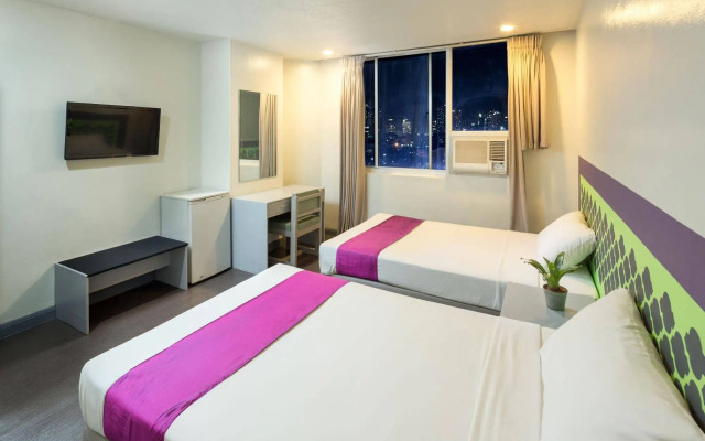 V Hotel