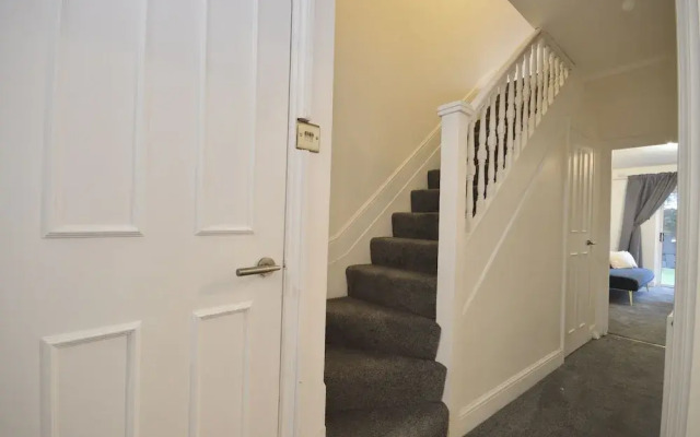 Beautiful Garden Flat near Chelsea