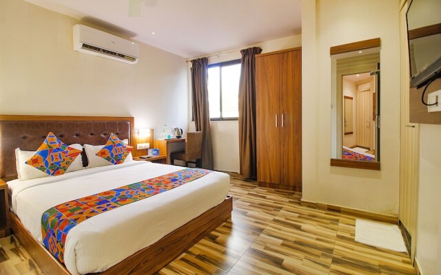 FabHotel Seven Olives
