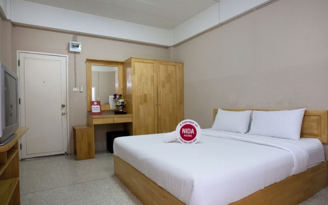 Nida Rooms Suan Kaew Mall 1010