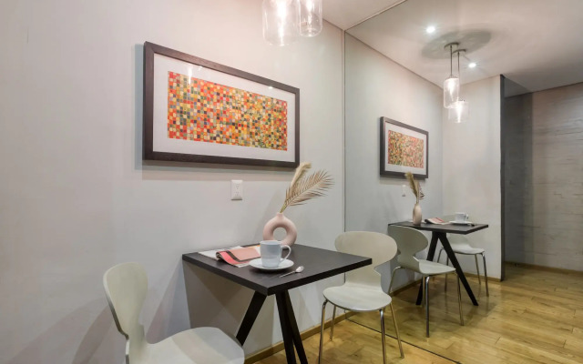 AR 218 Hotel by ULIV