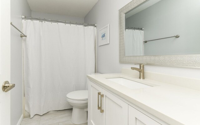 Anastasia By the Sea 204f