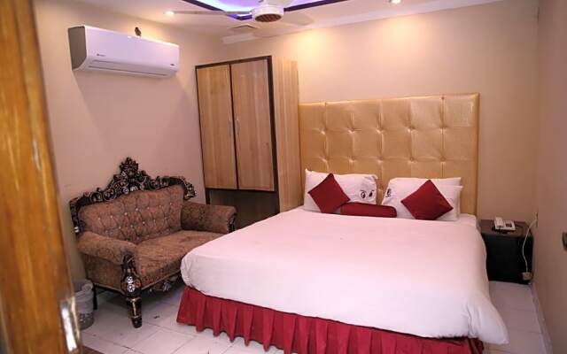 Hotel Premier Inn Gulberg