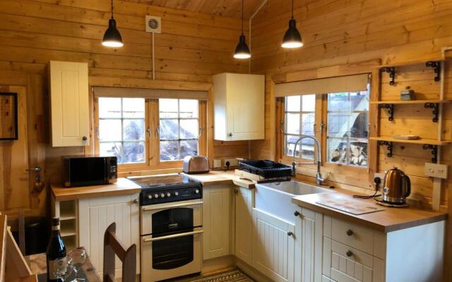 The Chalet @ Giltar Grove Country House