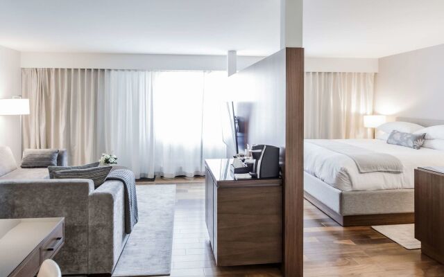 The James Hotel