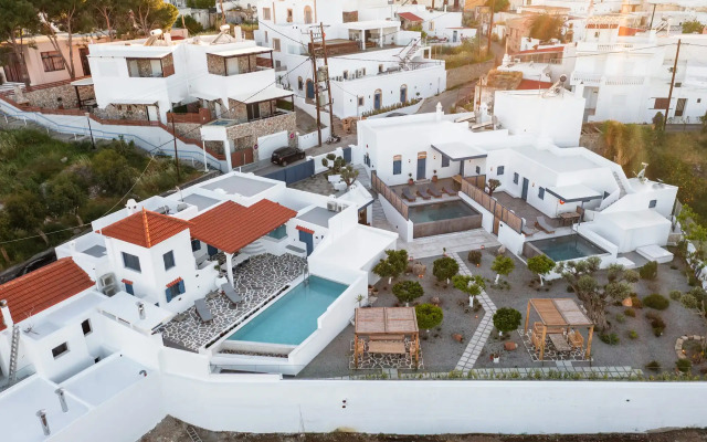 Kalathos Square Luxury Suites