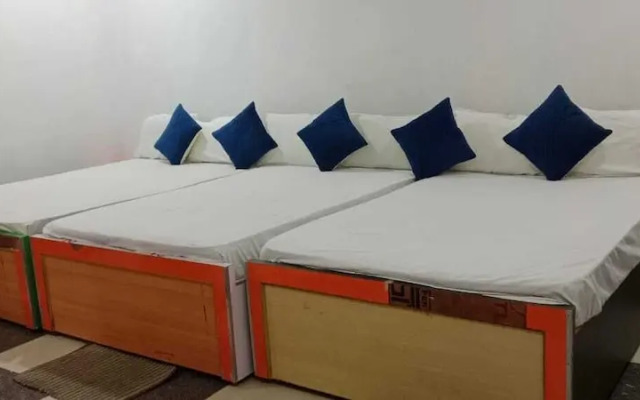 The Mansarovar Palace