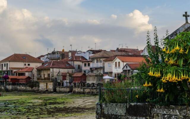 House in Combarro 101412 by MO Rentals