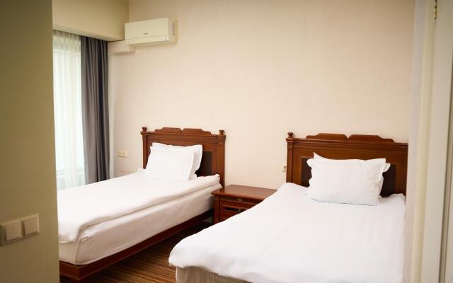 Almaty Hotel