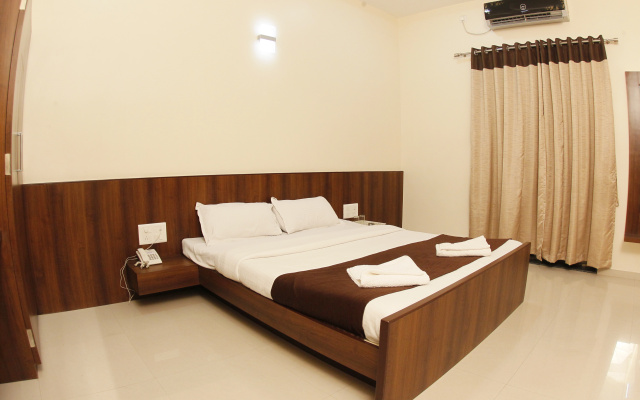 Hotel Jotirling – Guest Rooms – Sangole