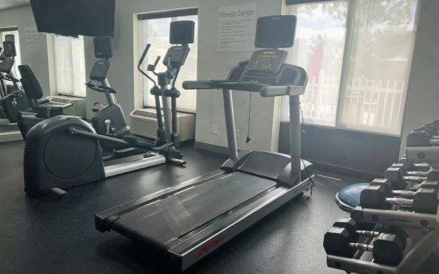 Holiday Inn Express & Suites Sebring by IHG