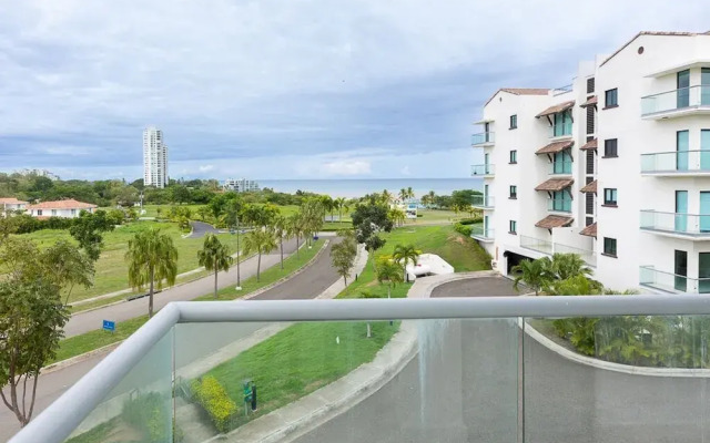 The Seashells Beach Condo by Acomodo