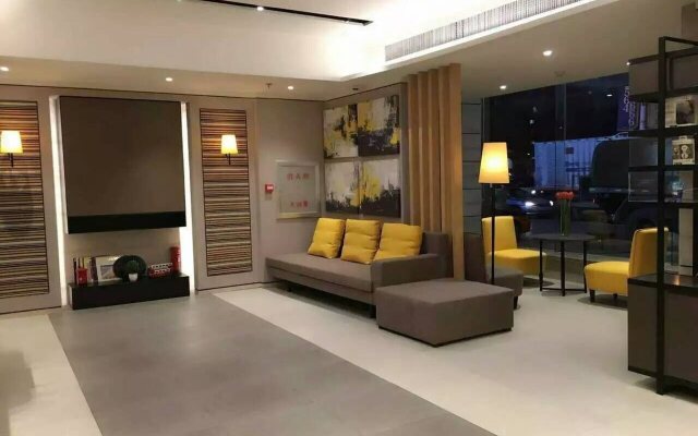 Home Inn Plus Shenyang Railway Station East Square