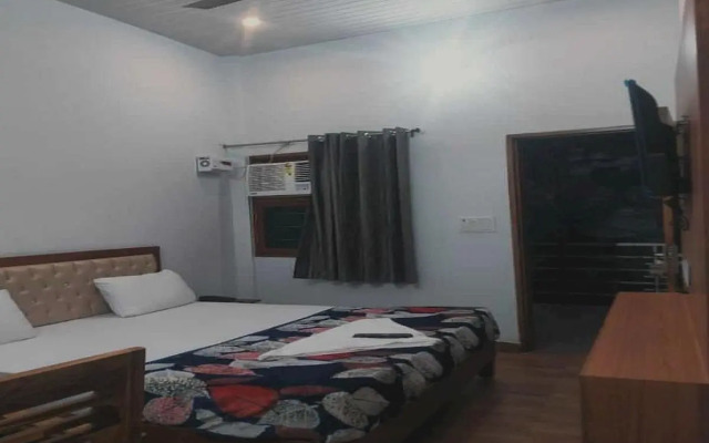 OYO Flagship 702723 The Grand Cosmos