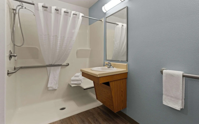 WoodSpring Suites Greenville Central I-85