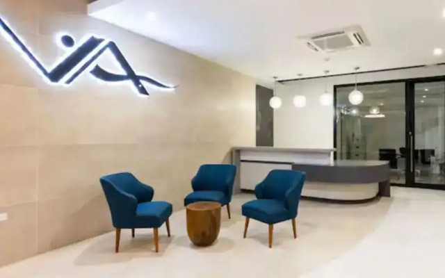 Comfy Studio with rooftop pool