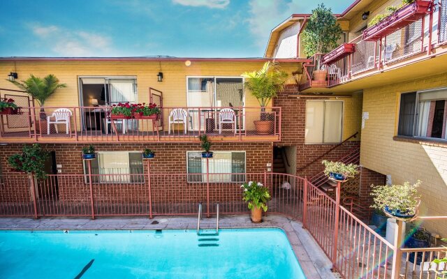 Hollywood Downtowner Inn