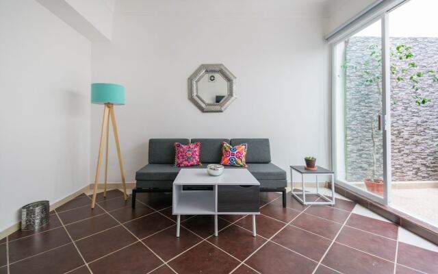 JUUB Newly Renovated cozy apt w/terrace at La Roma