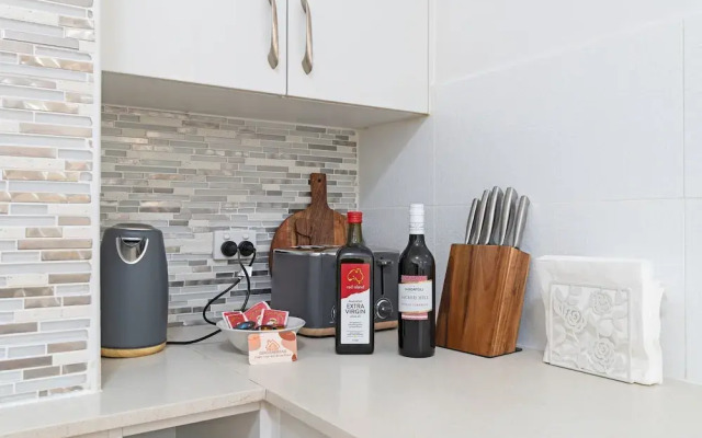 Charming 3BR Sandstone Haven