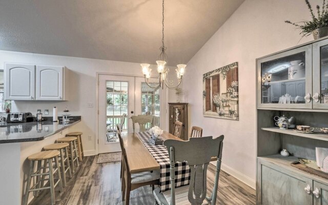 Serene Old Town Getaway Near Suwannee River!