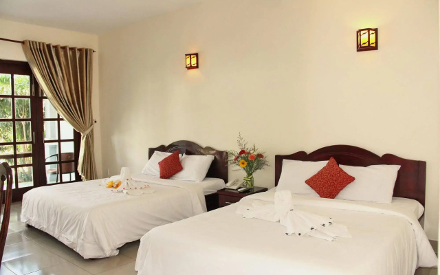 Little Paris Resort