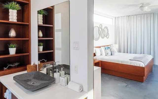 2bdr Oceanside Vacation Villa, Hotel Amenities v3