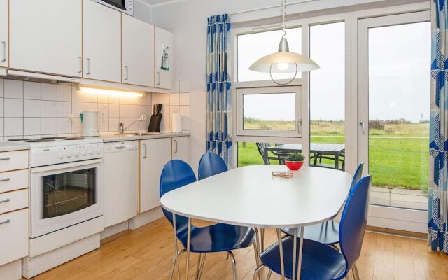 6 Person Holiday Home in Hojer