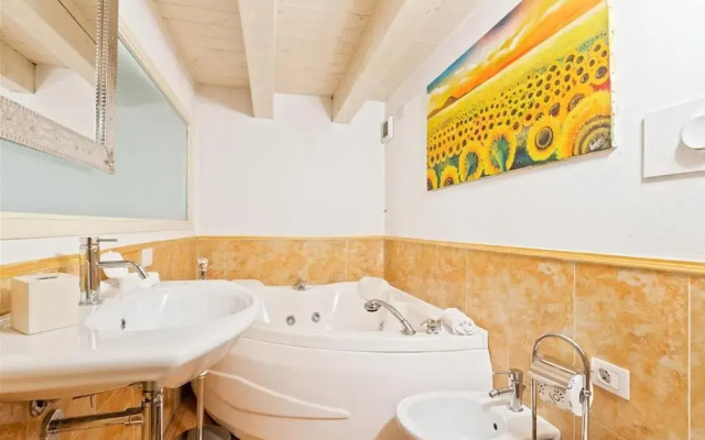 Stylish Loft Porta Romana