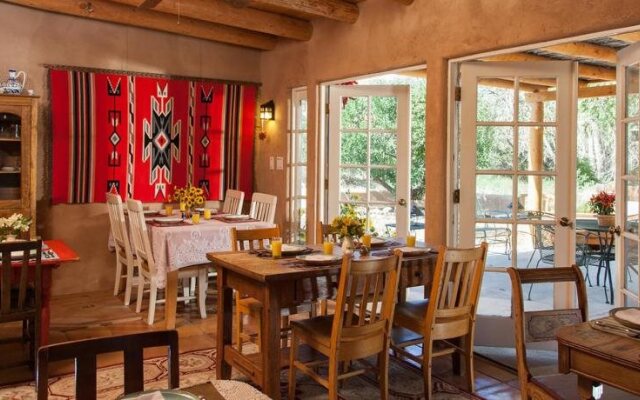 Casa Escondida Bed & Breakfast