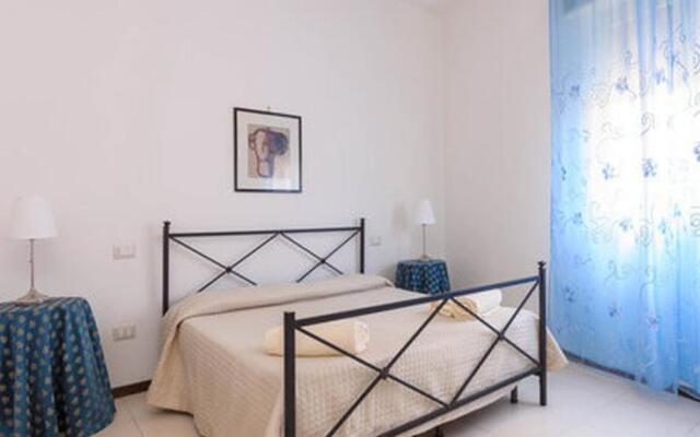 Trapani 4 Sleeps