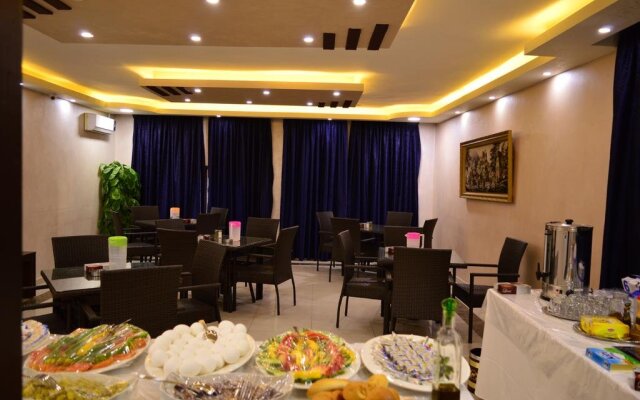 Al Jamal Hotel Suite