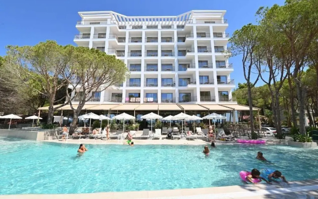 Fllad Resort & Spa