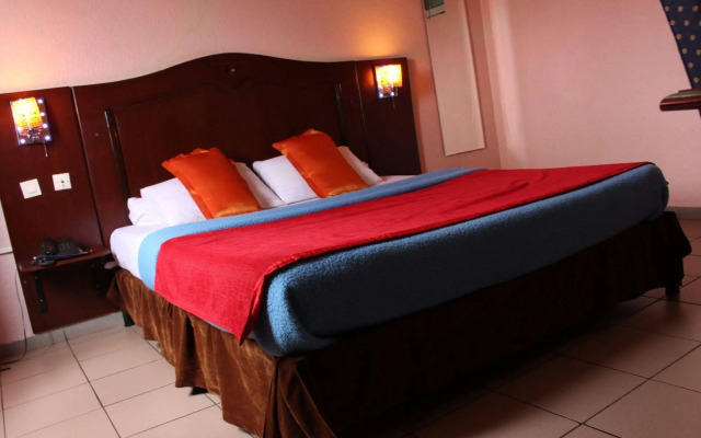 Tou'Ngou Hotel
