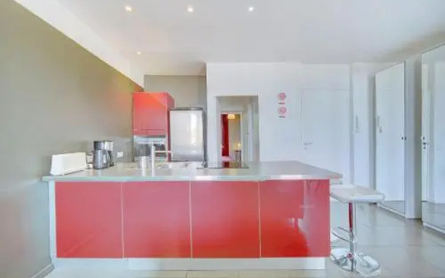 Charming Cannes Accommodation - Beach And Festival