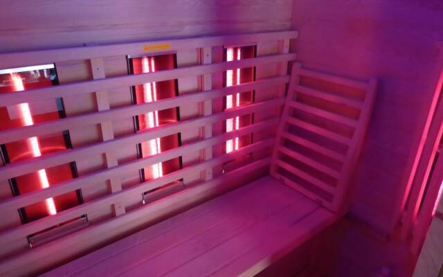 Cozy Villa in Caunes-Minervois with Swimming Pool