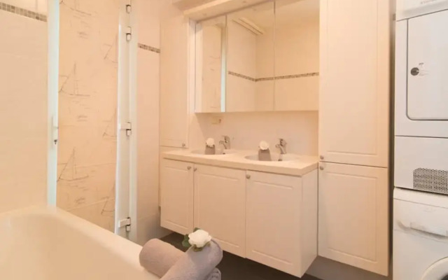 Duplex Apartment, 50m From Beach